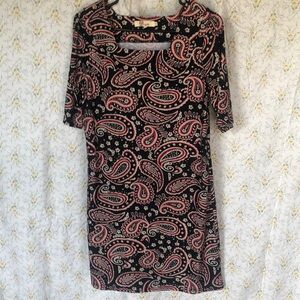 ARYEH blue, cream, and red paisley print short midi sleeve dress. Size Small.